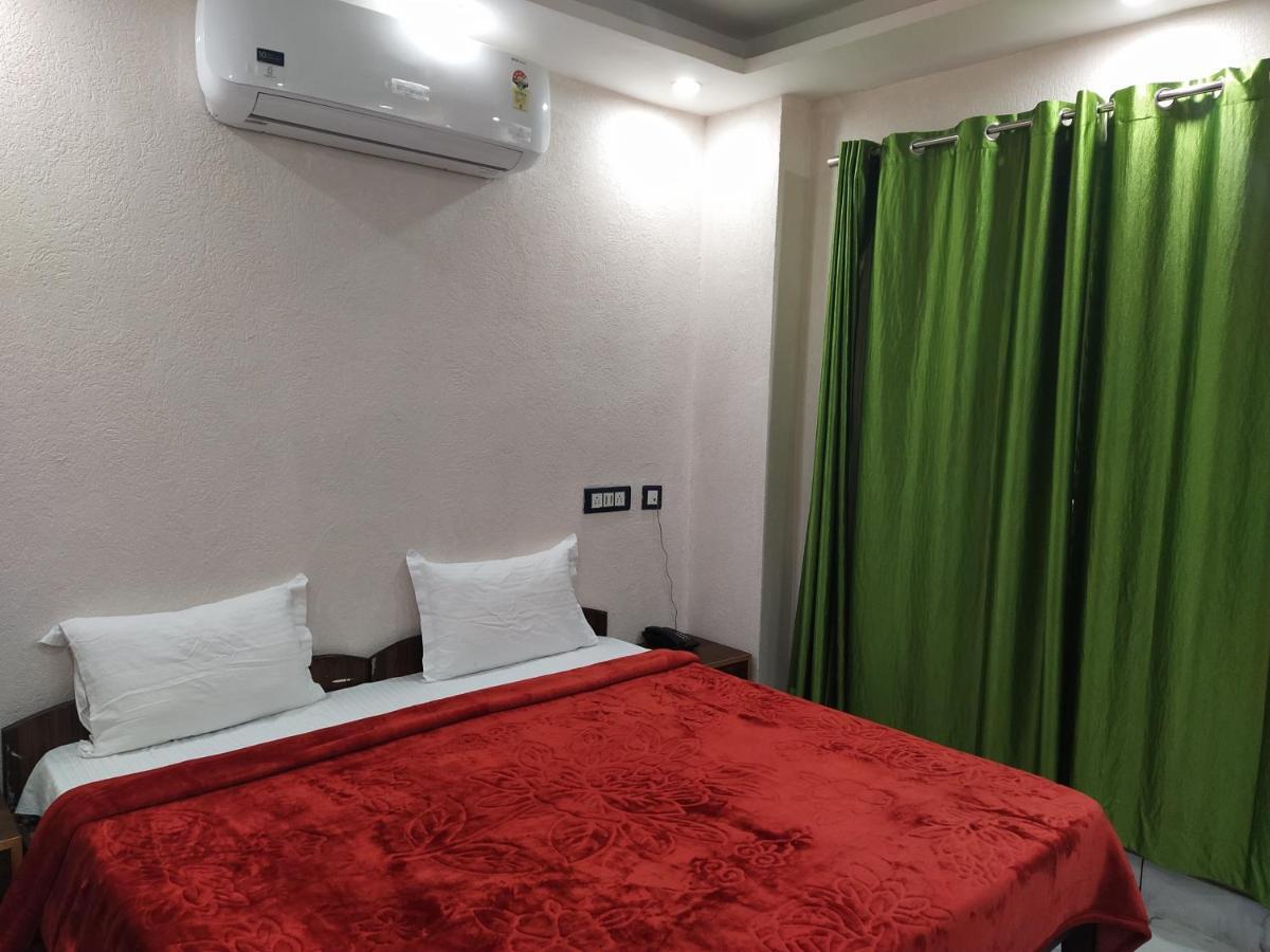 Hotel The Raja Palace Rishikesh Exterior photo