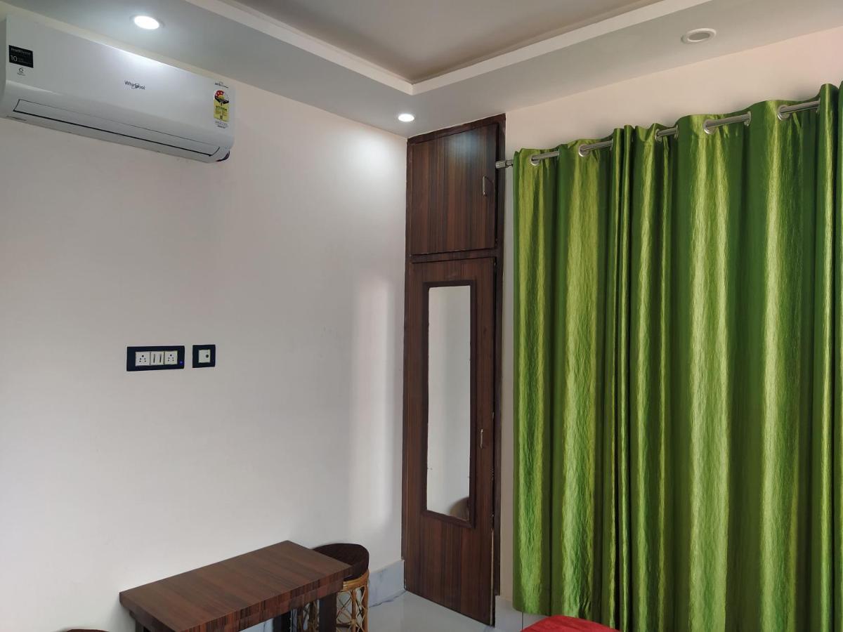 Hotel The Raja Palace Rishikesh Exterior photo