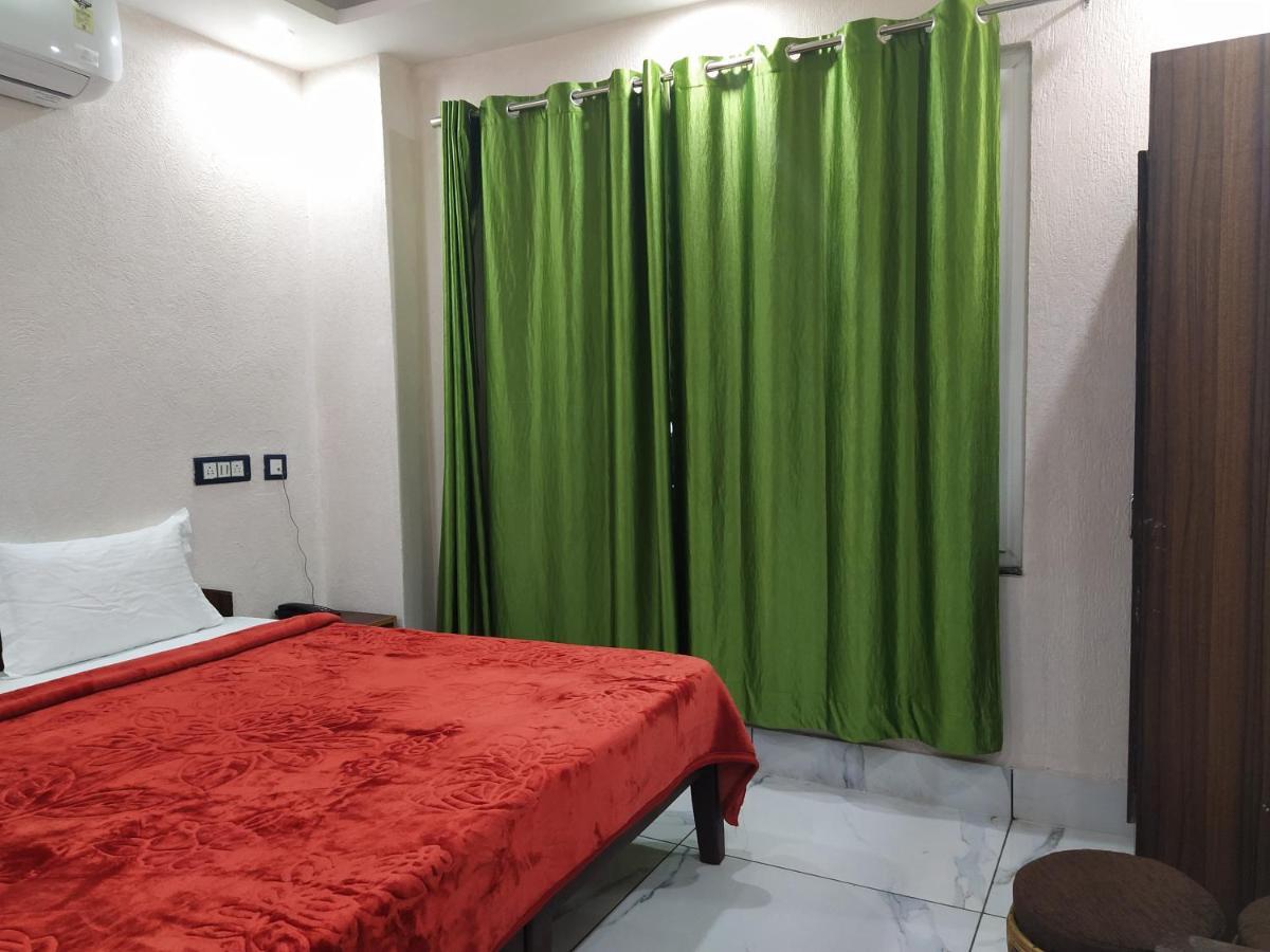 Hotel The Raja Palace Rishikesh Exterior photo